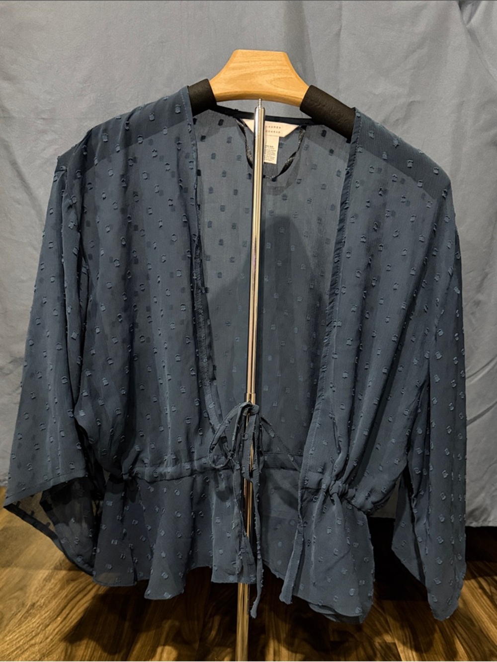 LC Lauren Conrad ONE SIZE- Relaxed Navy Tie-Front Textured Tunic Top